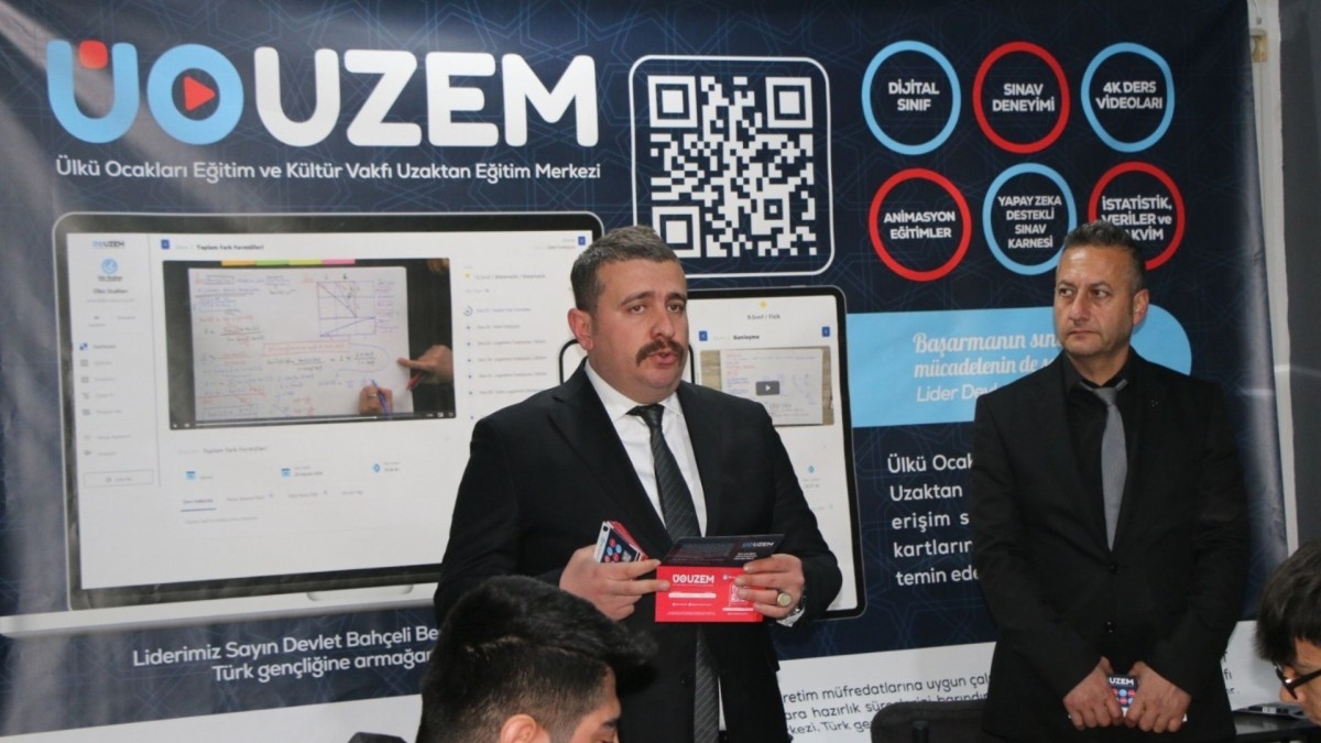 Ülkü Ocakları'ndan Adıyamanlı öğrencilere milyonluk eğitim desteği  - Videolu Haber