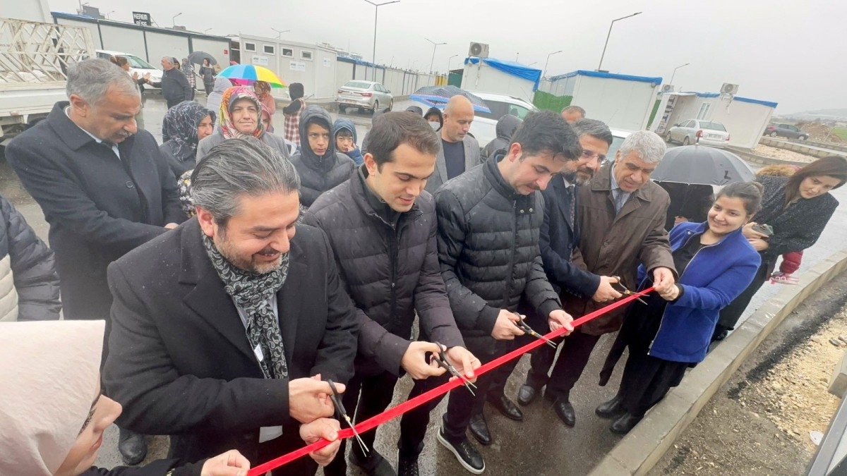 Adıyaman'da Konteyner Kentteki gençler kütüphanelerine kavuştu