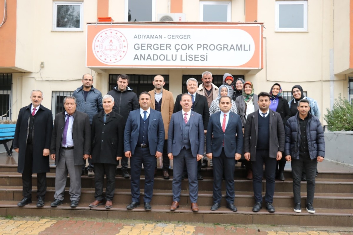 İl Milli Eğitim Müdürü Ali Tosun Gerger'de Okul Müdürleriyle bir araya geldi
