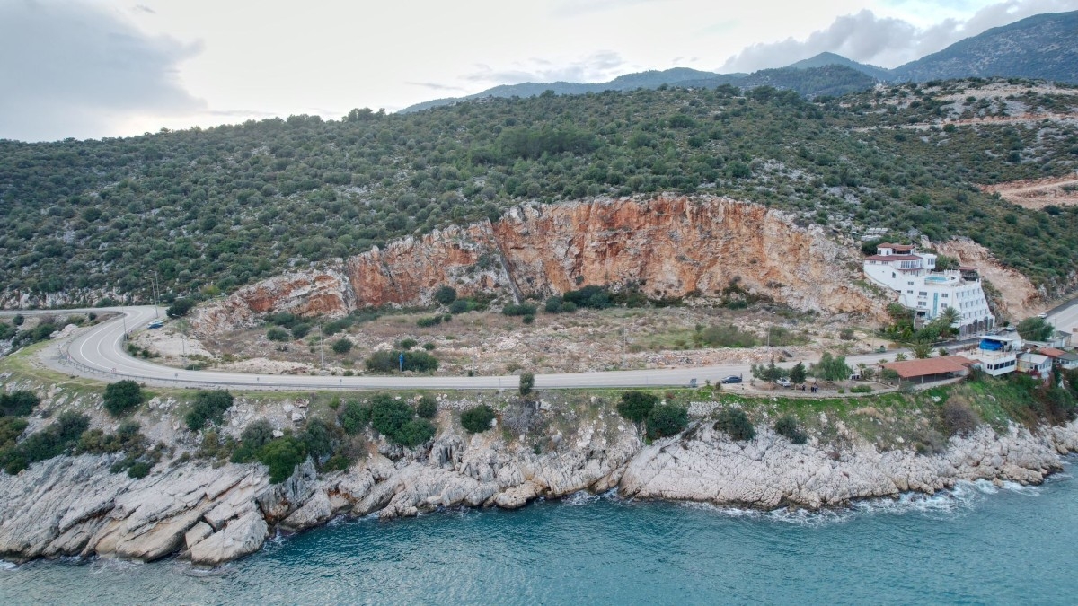 CHP Antalya Milletvekili Aliye Coşar: AFAD eğitimleri için denize sıfır alan şart mı?