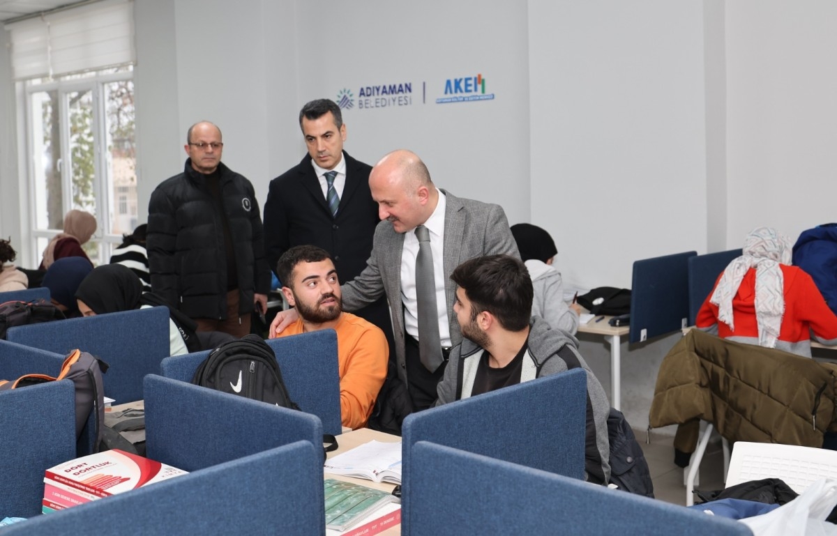 Vali Dr. Varol: En büyük sermayemiz iyi yetişmiş gençlik
