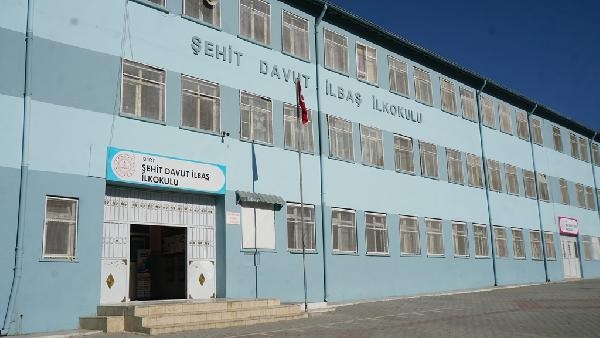 Siirt’te, sosyal medya projesiyle okula bilişim sınıfı oluşturuldu