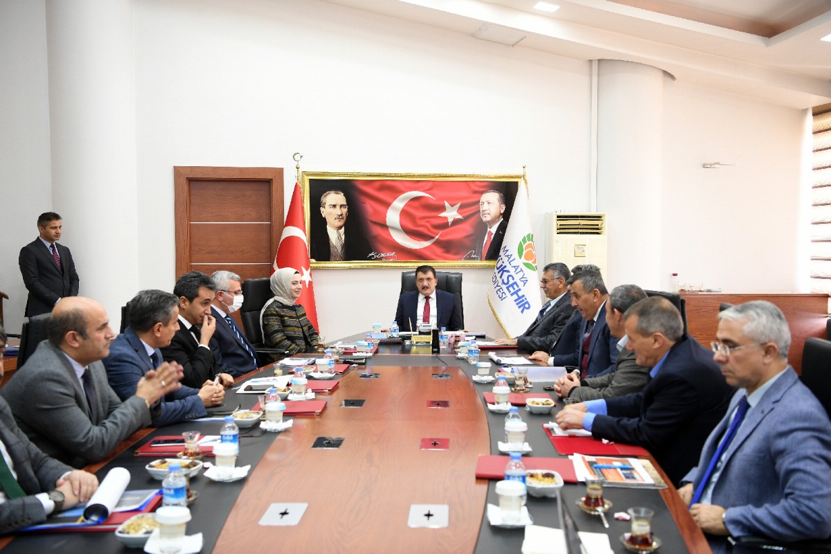 Büyükşehir Belediyesi'nde İlçe İstişare Toplantıları devam ediyor