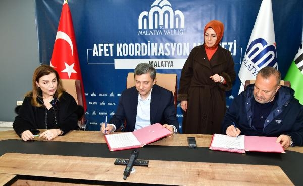 Malatya'da 23 derslikli okul protokolü imzalandı