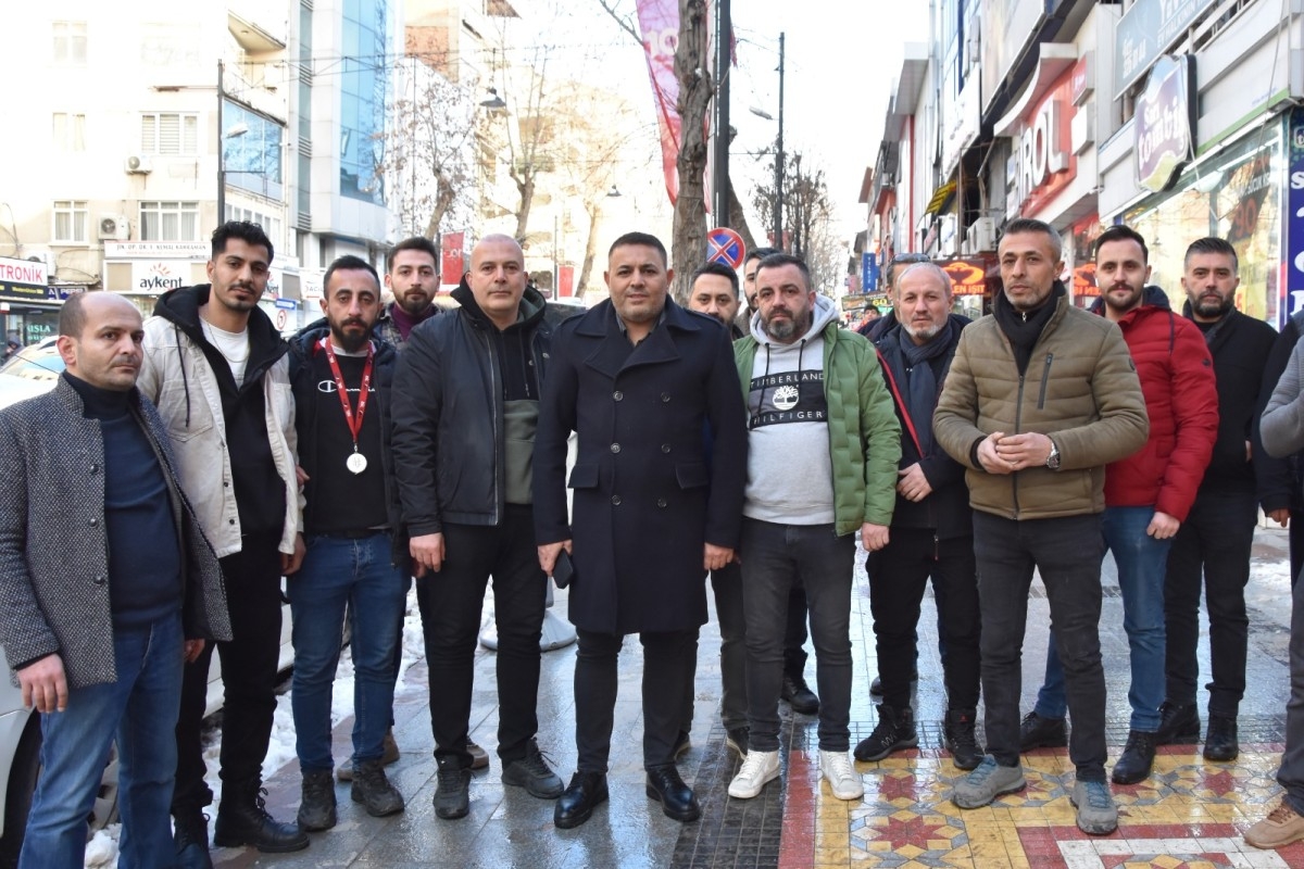 Başkan Sadıkoğlu: Dönüşüme değil, zamansız ve plansız yıkıma karşıyız